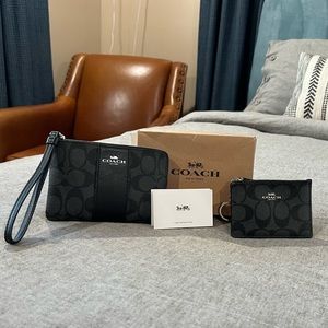 NWT COACH Large Corner Zip Wristlet AND Card and Coin Purse In Black Smoke